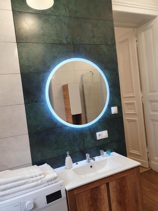 Prestige Aparthotel Piotrkowska 82 - Wyjatkowy Widok Na Deptak Łódź Esterno foto
