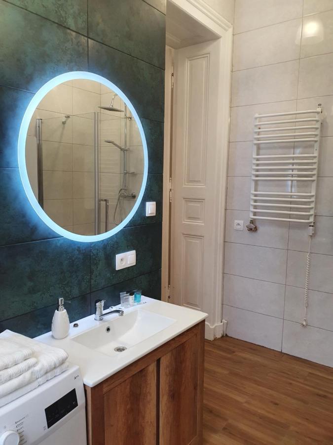 Prestige Aparthotel Piotrkowska 82 - Wyjatkowy Widok Na Deptak Łódź Esterno foto