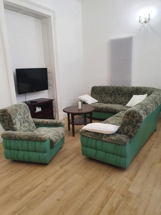 Prestige Aparthotel Piotrkowska 82 - Wyjatkowy Widok Na Deptak Łódź Esterno foto